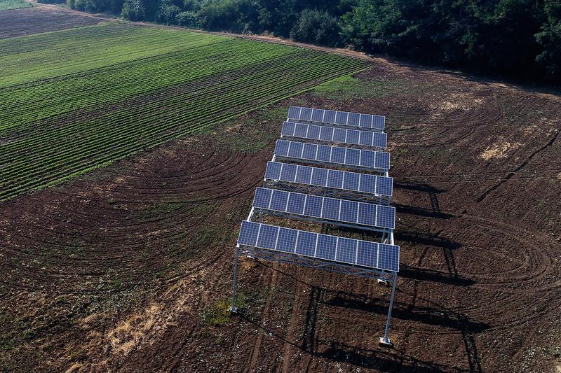 Each plant (here the one in Lampa) has a power of 13 kilowatts.