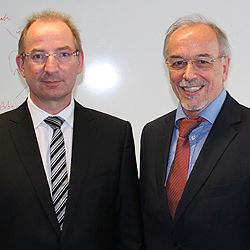  Dr. Oliver Herrmann (li), Prof. Dr. Peter Pepper (re).