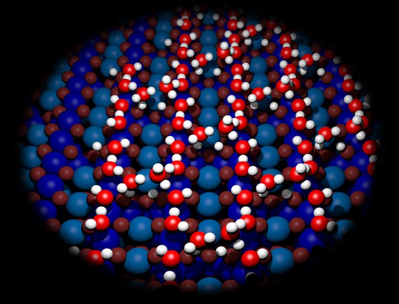 Wassermoleküle bilden komplexe Strukturen auf der Eisenoxid-Oberfläche 