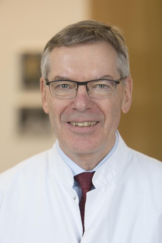 Prof. Peter Wiedemann, Direktor der Klinik und Poliklinik für Augenheilkunde am UKL, ist der zweite Präsident des Weltverbandes der Augenärzte ICO aus Deutschland.