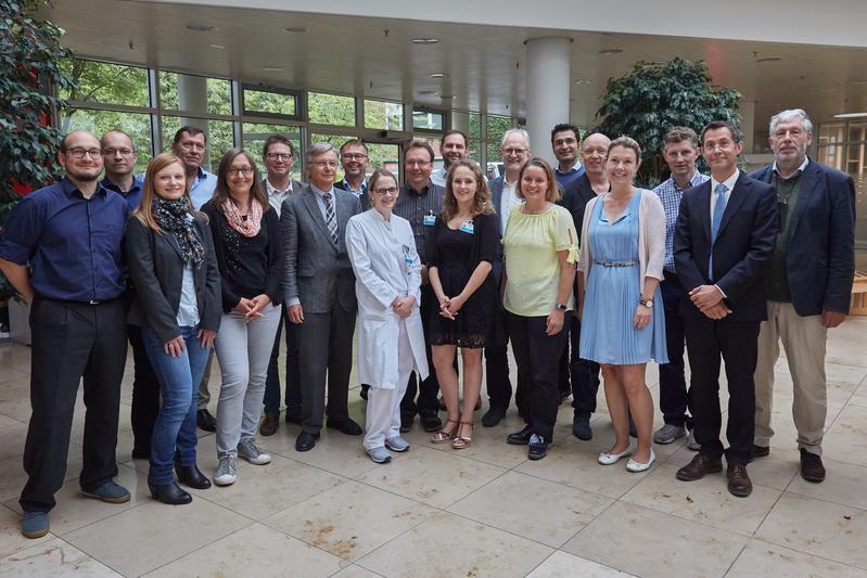 Die Teilnehmer des 1. BASE-Netz-Treffens am 28. Juni 2018 in Regensburg. 