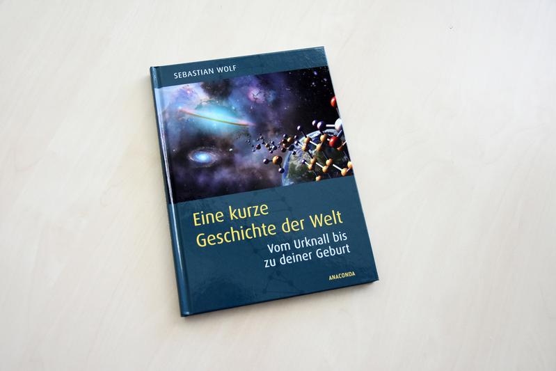 Das neue Buch von Sebastian Wolf vermittelt allgemeinverständlich aktuelle Erkenntnisse zur Entstehung der Welt.