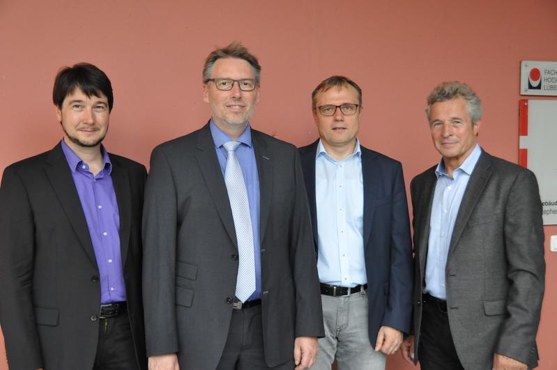 Das Team der FH Lübeck: v.l.: Die Professoren Jürgen Greifeneder, Martin Hahn, Horst Hellbrück und Uwe Koch