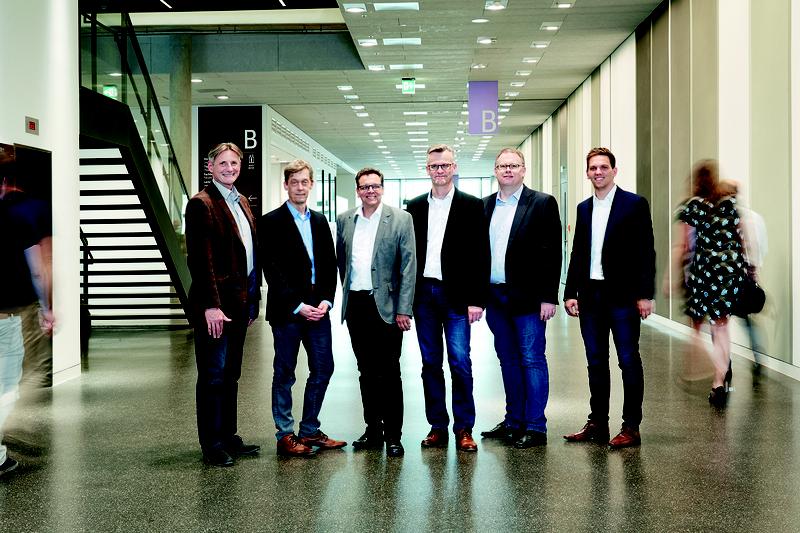 Kooperationsmitglieder (v.l.): Olaf Steuernagel, Prof. Dr.-Ing. Rolf Naumann, Peter Minnig, Prof. Dr.-Ing. Joachim Waßmuth, Prof. Dr. Axel Schneier, Tobias Ehlentrup