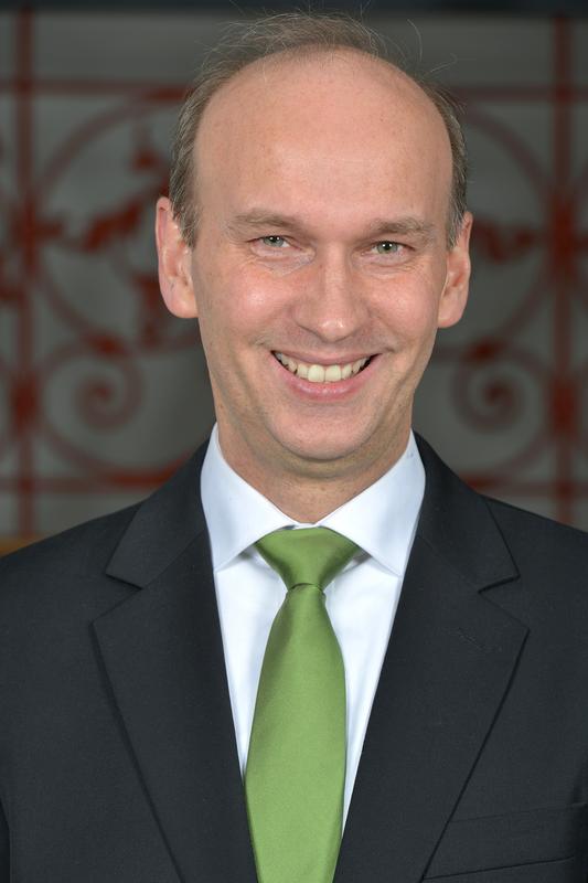 Prof. Dr. Arnulf Quadt