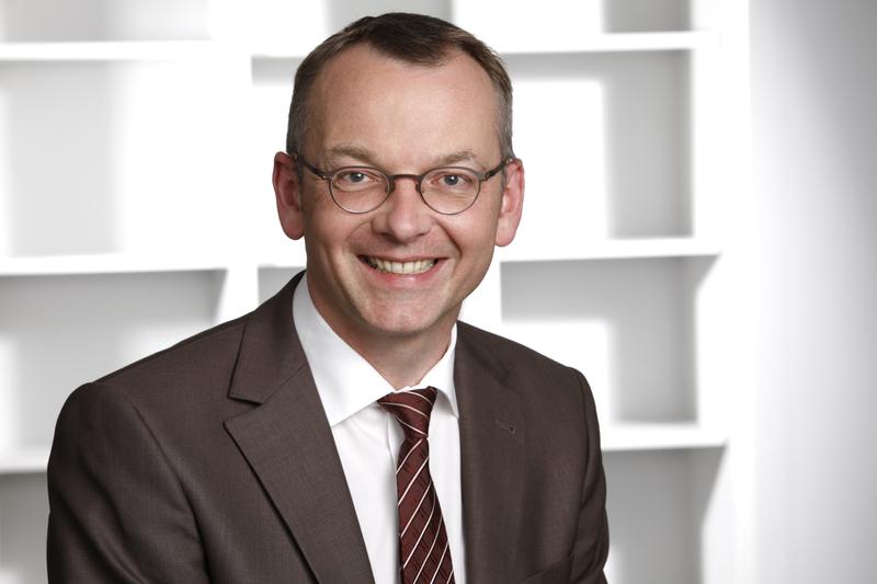 Prof. Dr. Christoph Moss (ISM, Mediamoss)