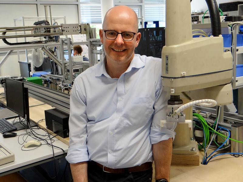 Thomas Naber aus Ahaus übernimmt in Bocholt an der Westfälischen Hochschule als Professor das Lehrgebiet „Produktionssysteme und Qualitätsmanagement“.