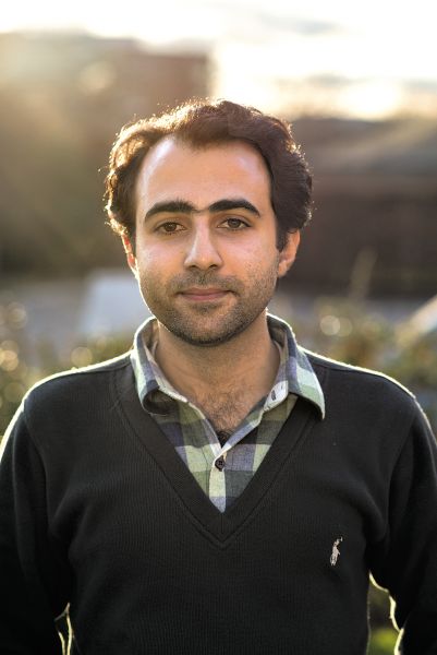 Dr. Moein Esghaei is a scientist in the Cognitive Neuroscience Laboratory at the DPZ. 