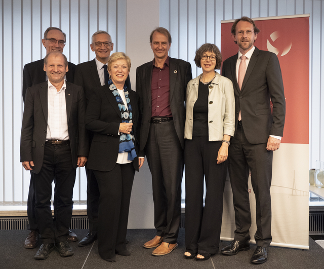 Speakers at the farewell ceremony for DIE-Director Dirk Messner