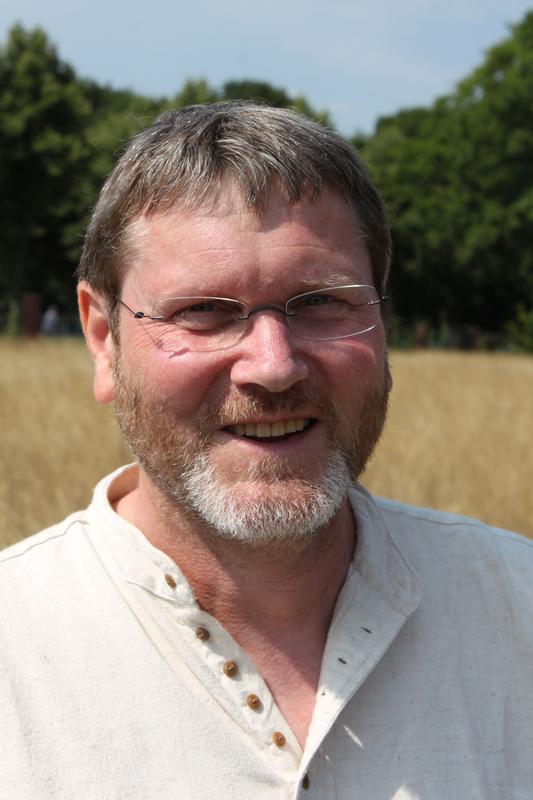 Dr. Michael Bau ist Professor für Geowissenschaften an der Jacobs University Bremen.