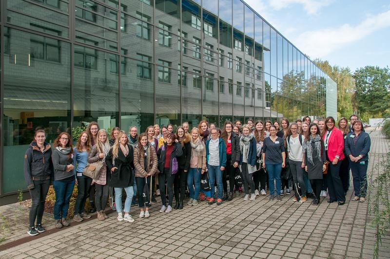 Die Teilnehmerinnen des Fraunhofer-Wissenschaftscampus.