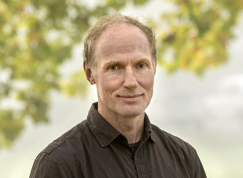 Prof. Dr. Wolfgang Buermann ist seit dem 1. Oktober 2018 Inhaber des Lehrstuhls für Physische Geographie mit Schwerpunkt Klimaforschung der Universität Augsburg.