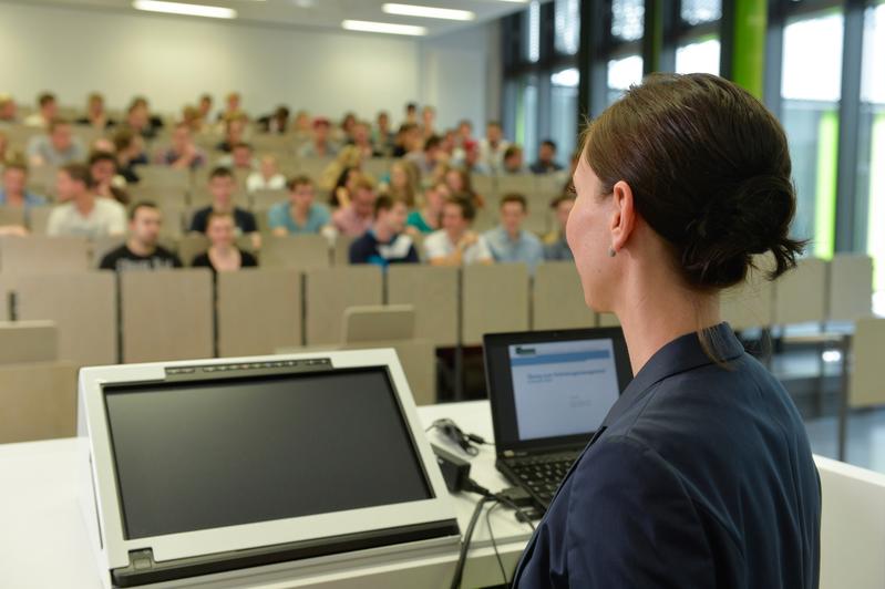 Förderprogramm „Qualitätsoffensive Lehrerbildung“ in der zweiten Runde erfolgreich. 