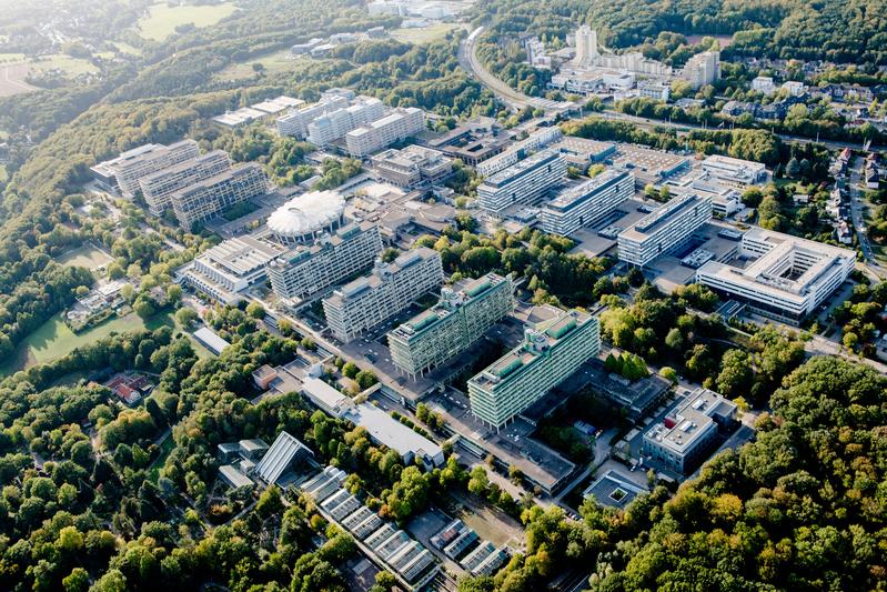 Hat die Dimensionen einer Stadt: die Ruhr-Universität Bochum