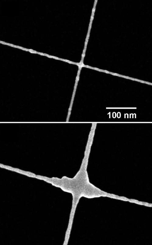 Abb. 2. Zwei Kohlenstoff-Nanoröhrchen vor (oben) und nach (unten) Abscheidung des amorphen Kohlenstoffs als »Lötmittel«. Die Aufnahmen sind an dem hochauflösenden Rasterelektronenmikroskop der Universität Ulm entstanden.