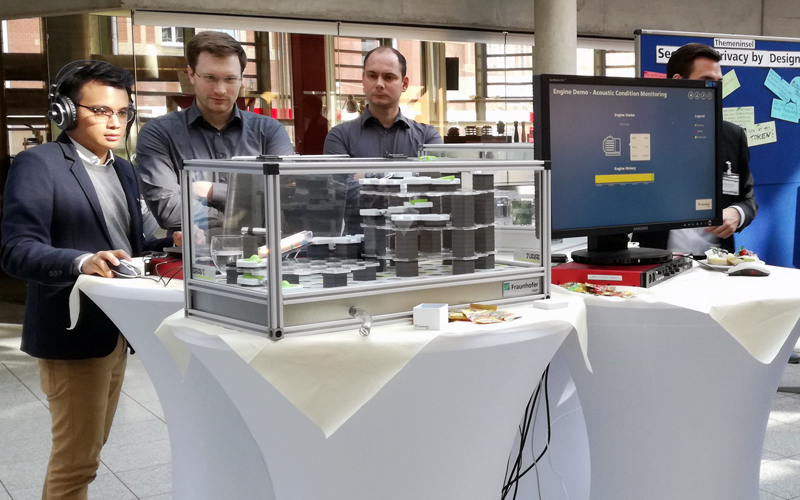 Themeninsel mit Prinzipdemonstrator: Maschinelles Lernen im industriellen Einsatz.