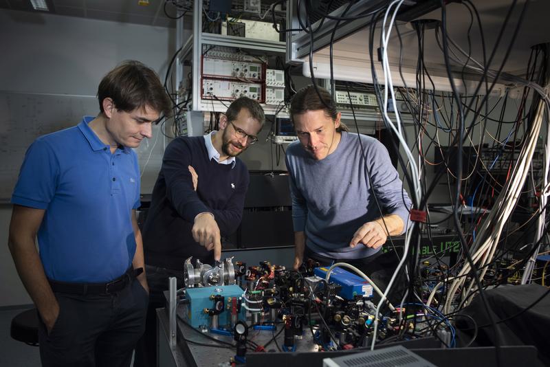 On board the quantum flagship: the three Basel physicists Prof. Nicolas Sangouard, Prof. Patrick Maletinsky and Prof. Philipp Treutlein (left to right).