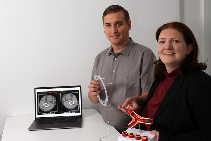 Christina Gillmann and Robin Maack are working on software that will enable doctors to detect calcification early.