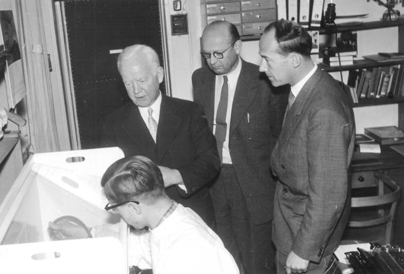 Besuch des Landwirtschaftsministers Lübke am Institut f. biologische Schädlingsbekämpfung am 16.3.1958