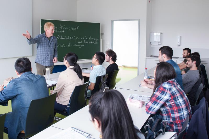 Studierende aus dem Ausland beim Deutschsprachkurs an der Uni Ulm im Sommersemester 2018;