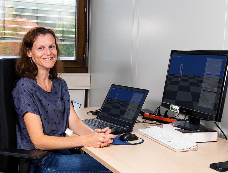 Das Team um Dr. Gabriele Bleser arbeitet an der neuen Technik. 