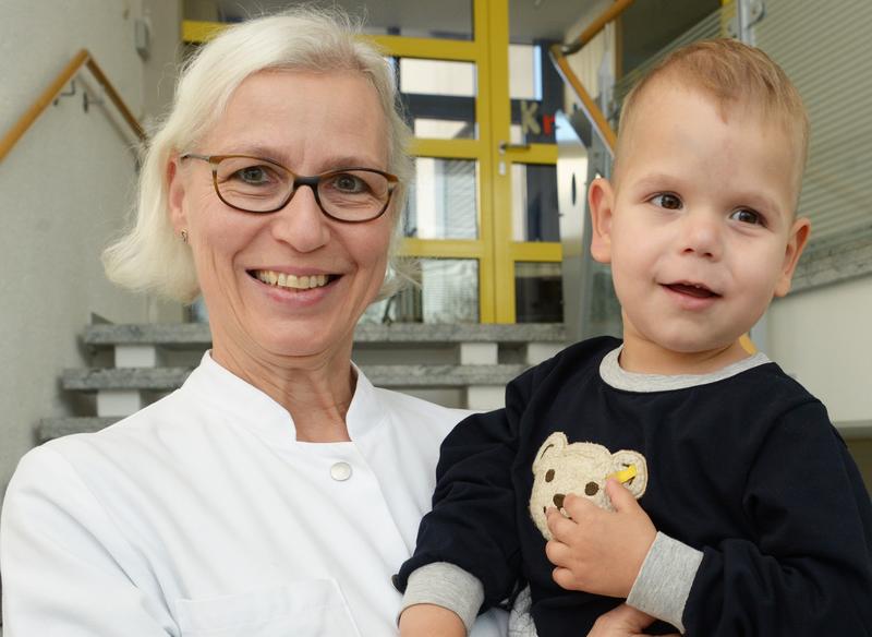 Dr. Ute Blanz hat Kilian, 3 Jahre alt, vor fast zwei Jahren transplantiert