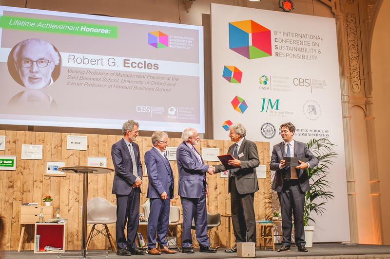 Professor Robert G. Eccles erhält Lifetime Achievement CSR Award 2018