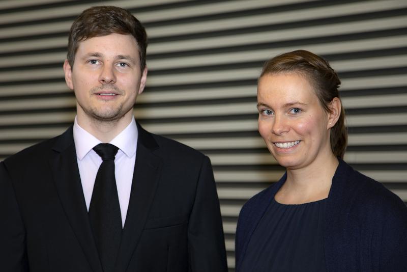 Die Preisträger Dr. Johannes Nordlohne und Dr. Catherin Sophie Weber
