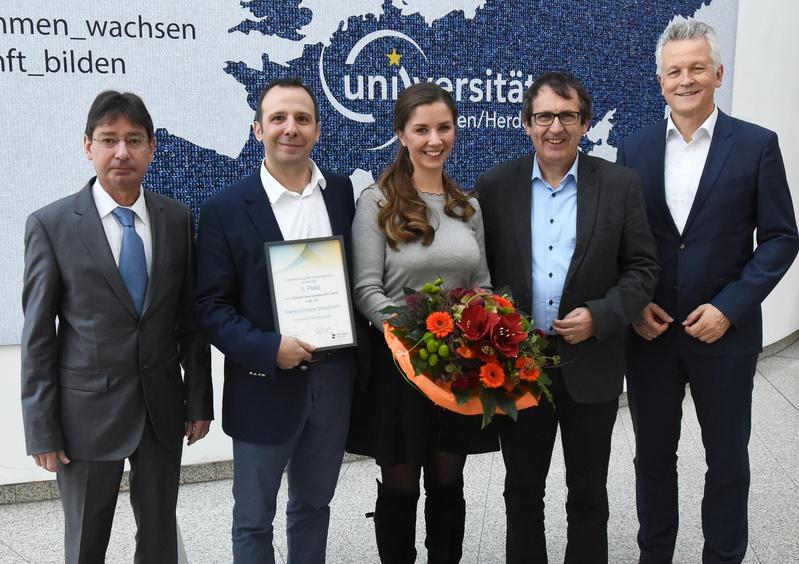 v.l.n.r.: Dr. Dietmar Krampe (Dentsply Sirona), Dr. Goulioumis, Vlasios Goulioumis, Marie Christine Steegmann, Prof. Dr. Stefan Zimmer, Siegmar Schwegler (Dentsply Sirona) 