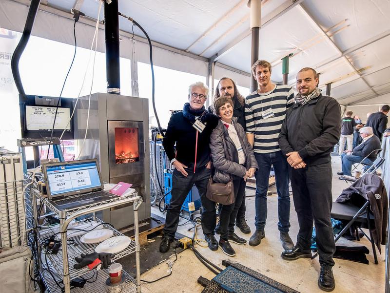 Team Wittus mit dem Ofen „E-Stove“ der Thermoelect GmbH