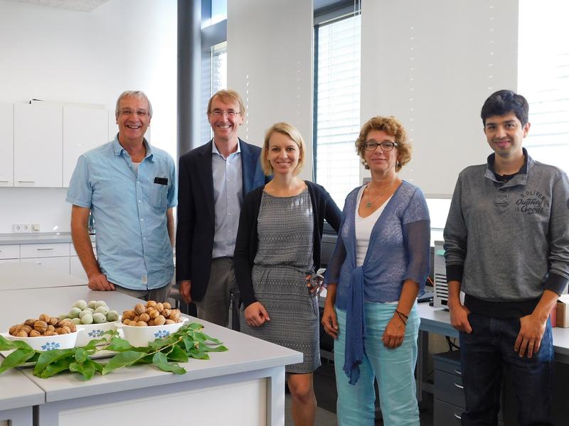 Zum Projektteam gehören vom BUND Ulfried Miller (links) und Marco Munoz (rechts) sowie von der Hochschule Albstadt-Sigmaringen (von links) Christian Gerhards, Saskia Stiller und Cornelia Ptach.