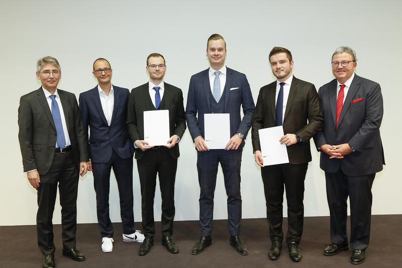 Hans-Werner Gassner (Präsident LBV), Simon Tribelhorn (Geschäftsführer LBV), Markus Wabnig, Manuel Schneider, Adthe Hoxha, Marco Menichetti (Lehrstuhlinhaber BWL, Bank- u. Finanzmanagement)