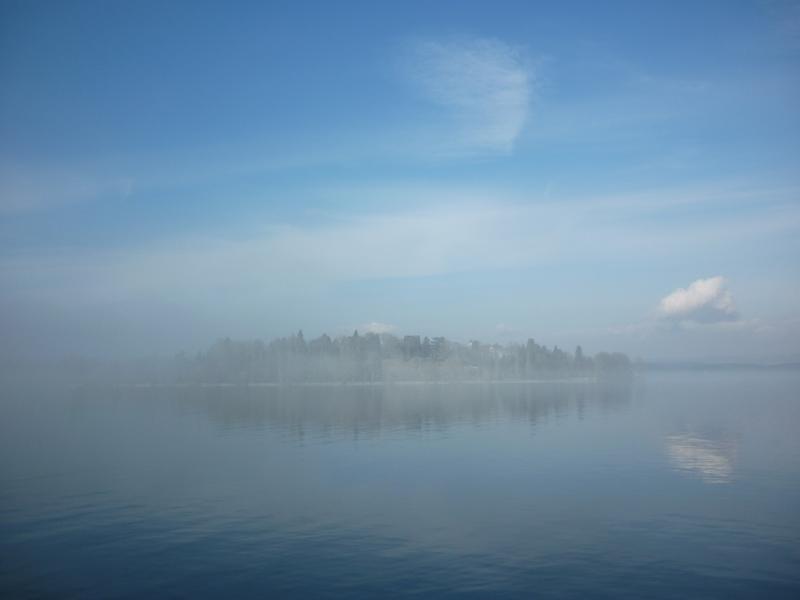 Blick auf die Bodenseeinsel Mainau