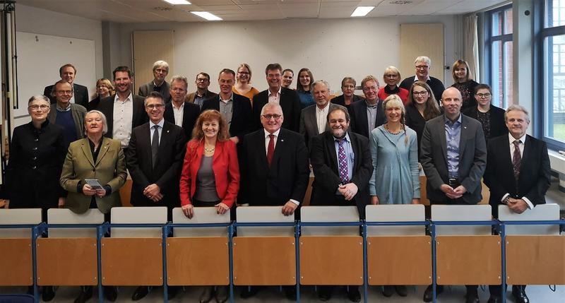 Die Teilnehmerinnen und Teilnehmer des Gremiums in der Sitzung am 6.12.2018 an der Europa-Universität Flensburg