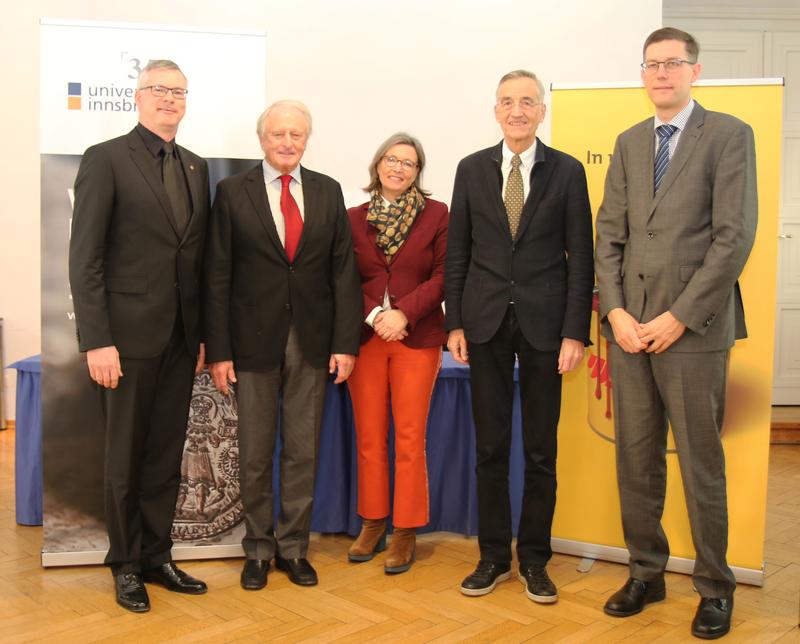 v.l.: Hubert Huppertz, ADLER-Seniorchef Günther Berghofer, Andrea Berghofer, Tilmann Märk und Albert Rössler