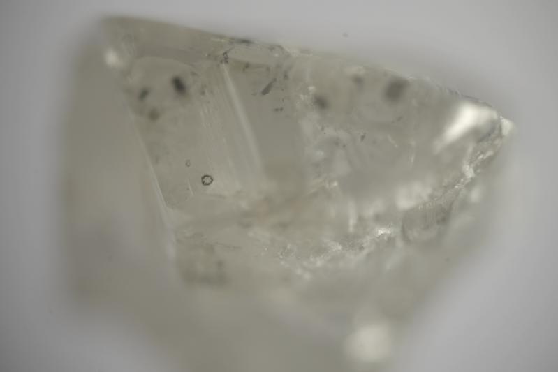 Breyite inclusion in a Brazilian diamond with “super-deep“ origins.