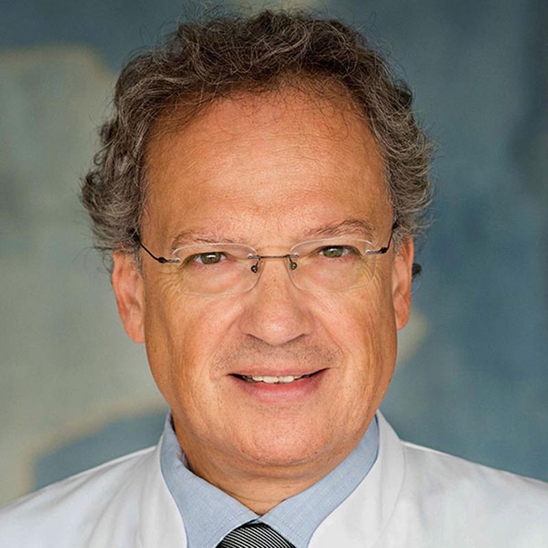 Prof. Dr. Ralf Bargou, der Direktor des Comprehensive Cancer Centers Mainfranken, ist einer der Autoren des von den Blood-Herausgebern hoch bewerteten Fachartikels.
