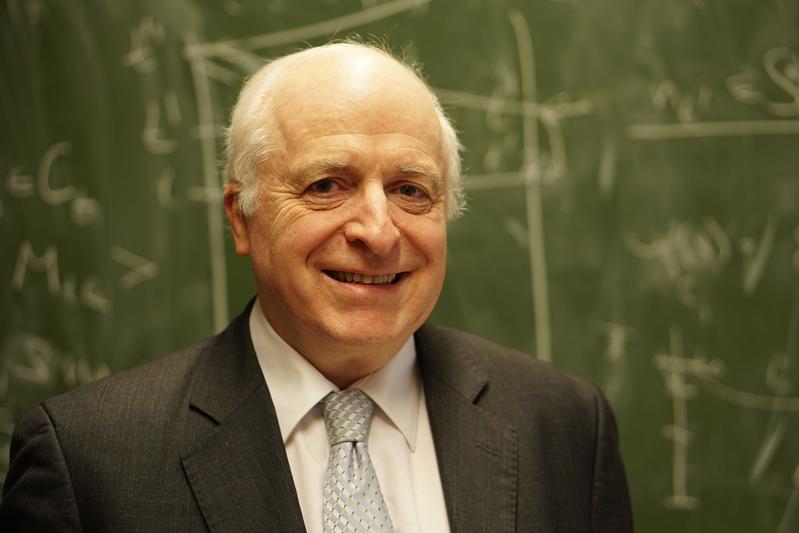 Der neue DMV-Präsident ab 2019: Friedrich Götze , Professor für Mathematik an der Universität Bielefeld