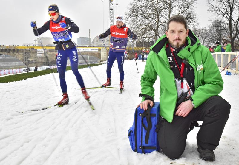 Prof. Alexander Disch (rechts) leitet auch beim diesjährigen FIS-Weltcuprennen die medizinische Versorgung der Spitzensportler. Das Foto zeigt ihn bei seinem Einsatz im vergangenen Jahr.