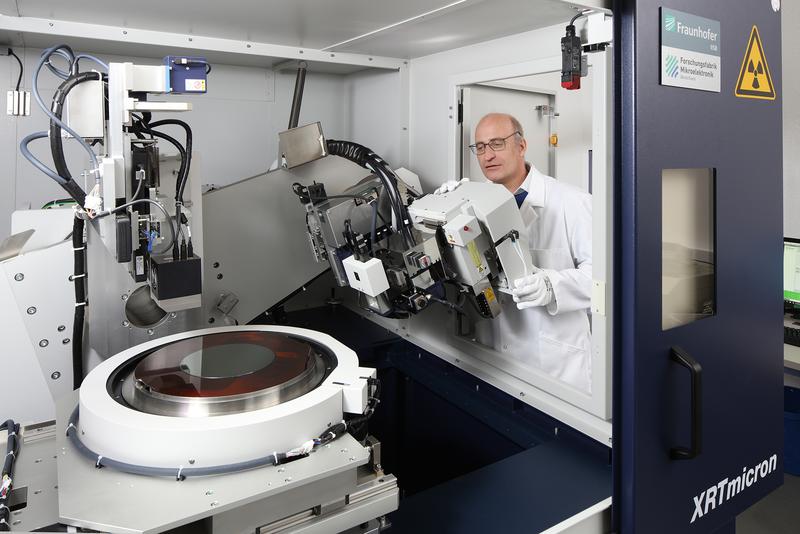 Look inside of the newly installed XRTmicron at Fraunhofer IISB in Erlangen.