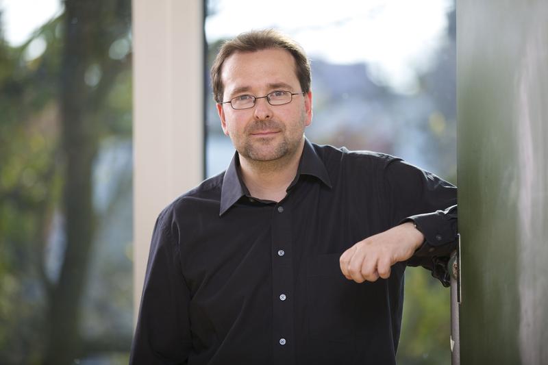 Prof. Dr. Oliver Krüger hält am 5. Februar den Auftaktvortrag „Paschas, Paare, Partnerschaften.“ Foto: Universität Bielefeld