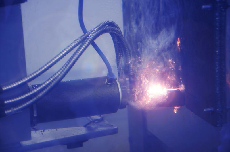 Underwater laser cutting offers enormous potential for the dismantling of reactor vessels. 