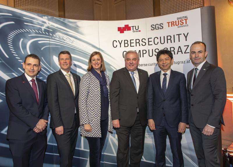 tefan Mangard (Professor TU Graz), TU Graz Vice Rector Horst Bischof, State Councillor Barbara Eibinger-Miedl, State Governor Hermann Schützenhöfer, Frankie Ng (CEO SGS) and Martin Schaffer (SGS)