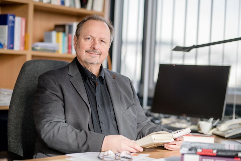 Michael Wala hat in Bochum die Professur für die Geschichte Nordamerikas inne.