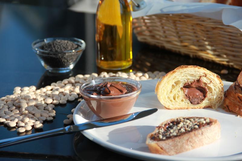 The objective of the new projects is to develop fat-reduced cream fillings for pastries and spreads for bread using plant proteins and new processes