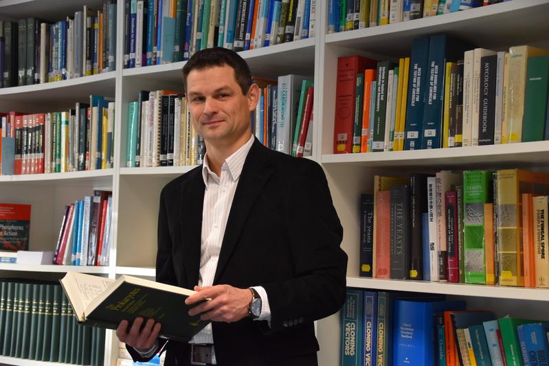 Prof. Dr. Michael Pester, Leibniz-Institut DSMZ