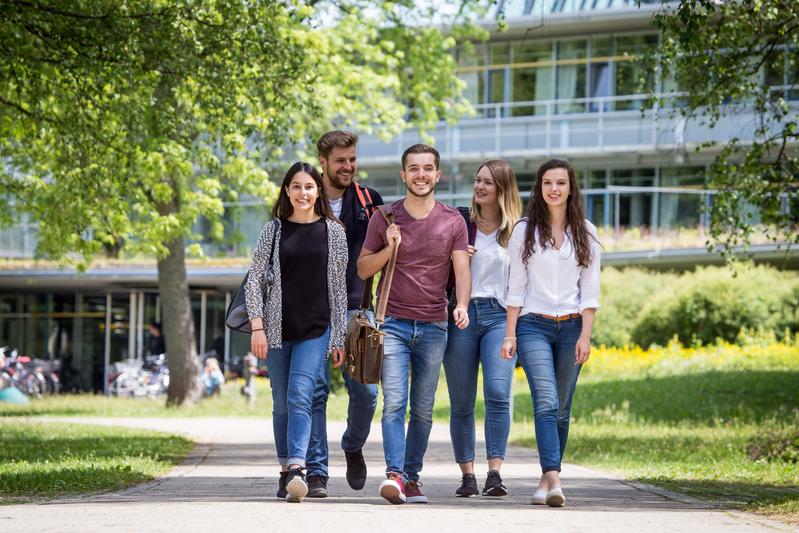 Nicht zum ersten Mal haben die Studierenden der KU eine positive Bilanz zu den Bedingungen ihres Studiums und ihrem persönlichen Ertrag daraus gezogen.