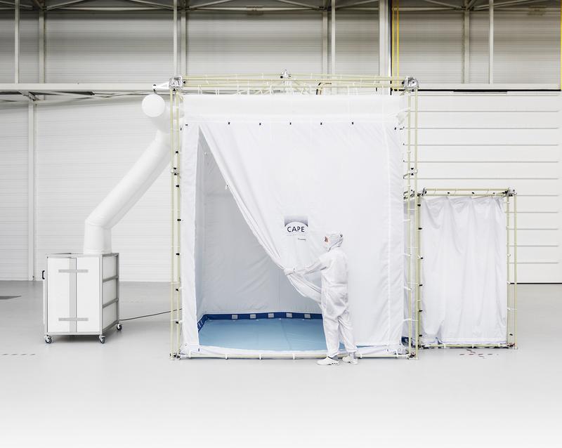 CAPE® is a mobile, tent-like cleanroom system developed by scientists at Fraunhofer IPA which can be put together within less than an hour.