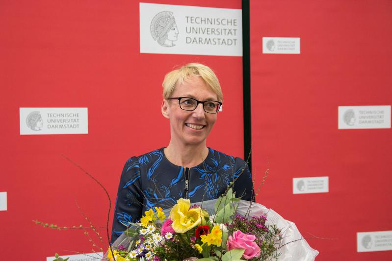 Die künftige Präsidentin der TU Darmstadt: Professorin Tanja Brühl (49).
