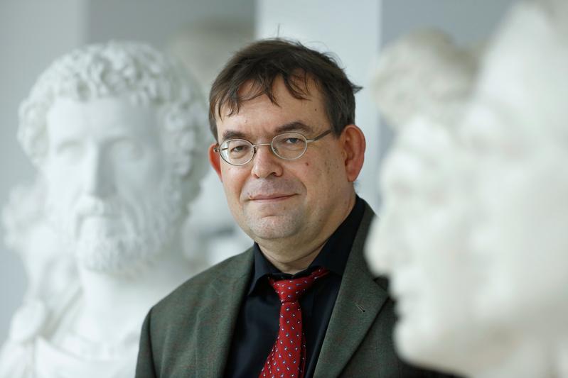 Prof. Hartmut Leppin, Althistoriker an der Goethe-Universität, wird mit dem Erwin-Stein-Preis geehrt. 